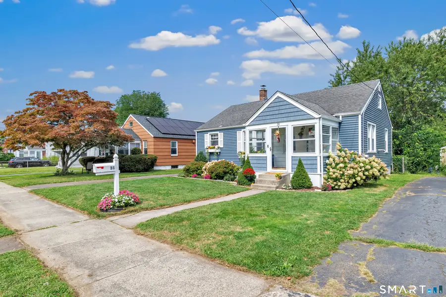 31 Clover Street, West Haven, CT 06516 - #3