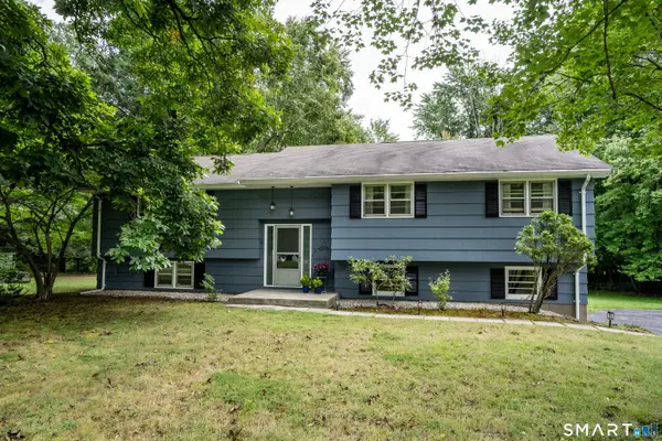 9 Maple Edge Drive, Bloomfield, CT 06002