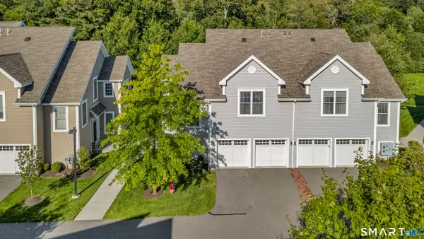 34 Copper Square Drive #34, Bethel, CT 06801