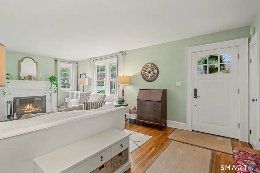 24 Carlin Street, Norwalk, CT 06851 - #3