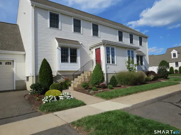 32 Pickering Lane #32, Wethersfield, CT 06109