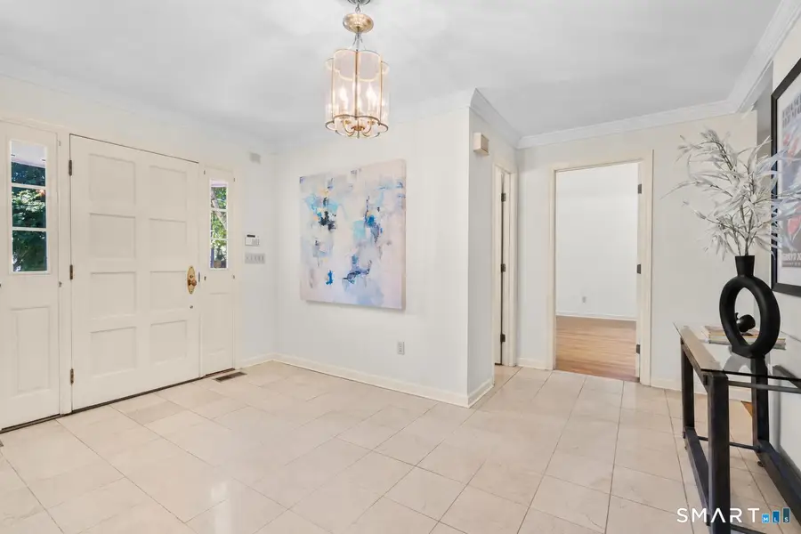 3 Megan Lane, Stamford, CT 06905 - #3