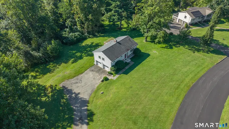 3 Holly Lane, Brookfield, CT 06804 - #2