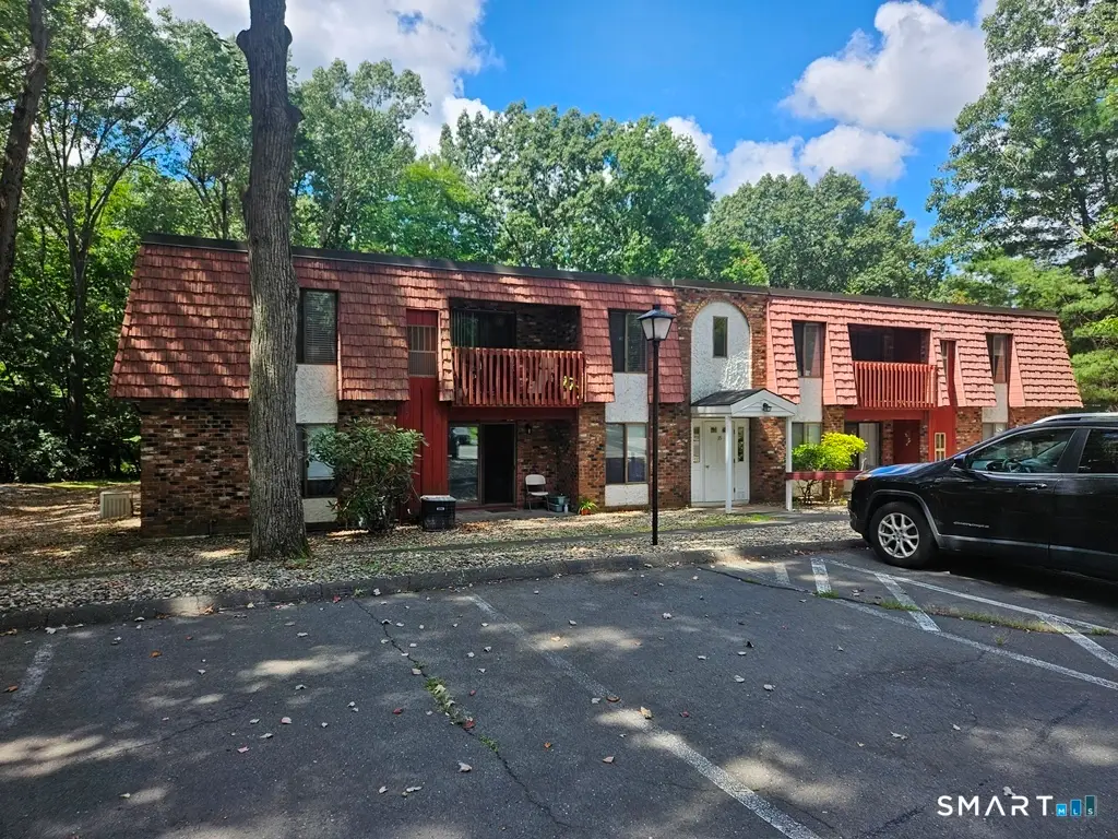 35 Woodsedge Drive #3C, Newington, CT 06111 - #1