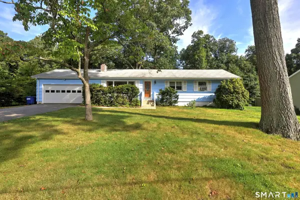 17 Oakridge Drive, Ledyard, CT 06335