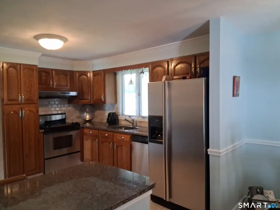 18 Papa Lane, North Haven, CT 06473 - #2