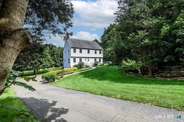 14 Philo Curtis Road, Newtown, CT 06482