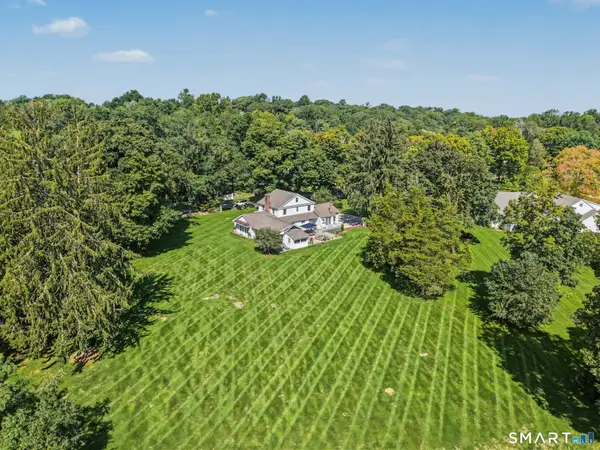 1835 Cross Highway, Fairfield, CT 06824