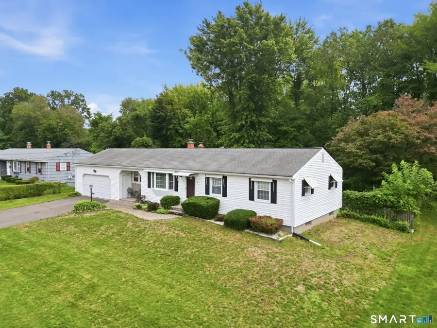 23 Middlesex Drive, Enfield, CT 06082 - #2