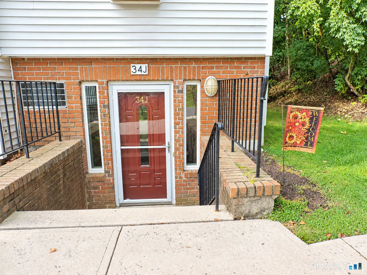 925 Oronoke Road #34J, Waterbury, CT 06708 - #1