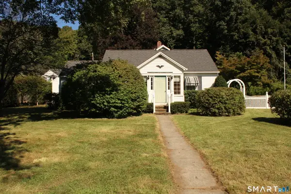 70 Woodside Avenue, Oxford, CT 06478
