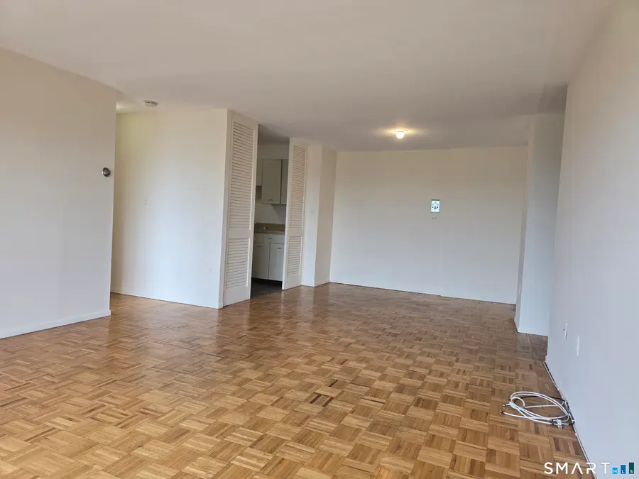 30 Woodland Street #9c-d, Hartford, CT 06105 - #3