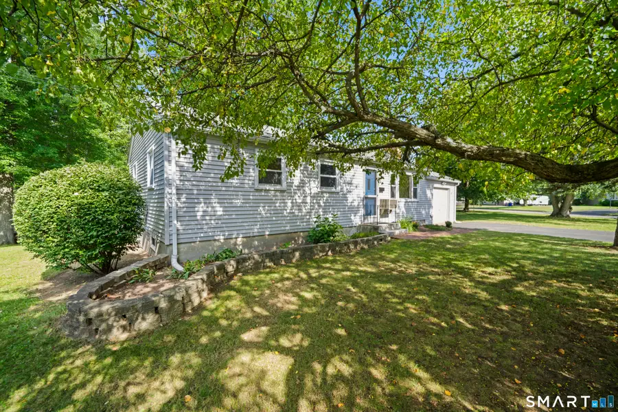 6 Carmella Terrace, Enfield, CT 06082 - #2