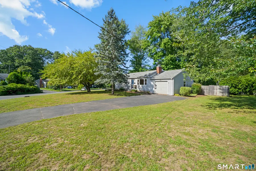 6 Carmella Terrace, Enfield, CT 06082 - #3