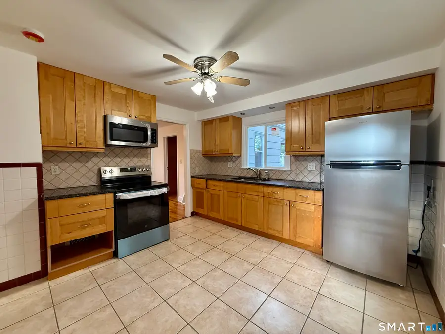 33 Marcroft Street, Stratford, CT 06614 - #3