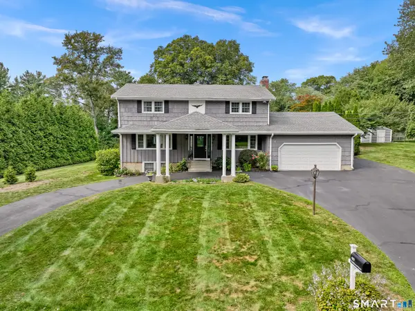 40 Candlewood Road, Stratford, CT 06614