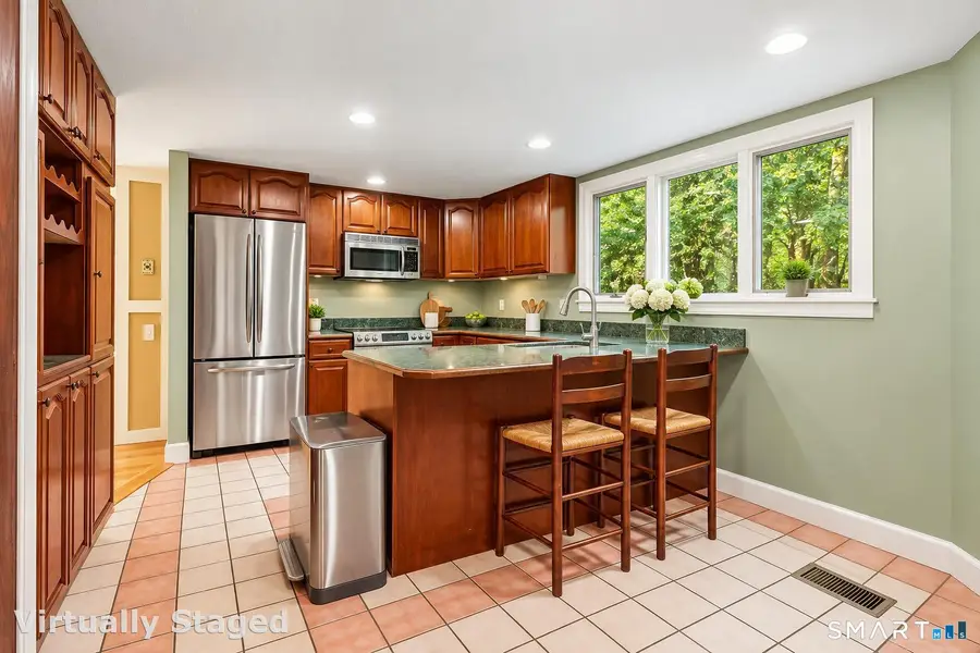21 Old Hartford Avenue, East Granby, CT 06026 - #3