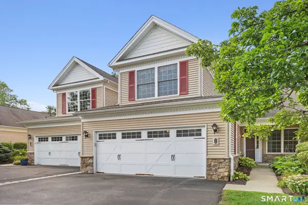 36 Watkins Drive #36, Newtown, CT 06482