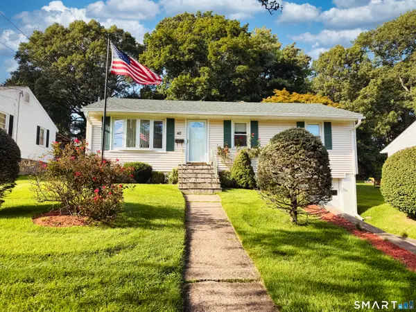 45 Kasper Circle, Stratford, CT 06614
