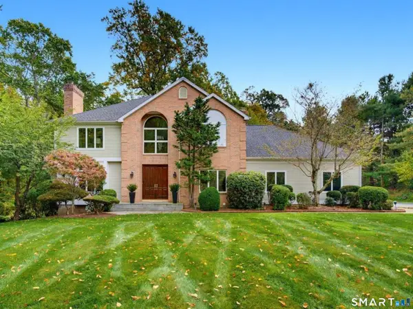 1 Mountaincrest Drive, Cheshire, CT 06410