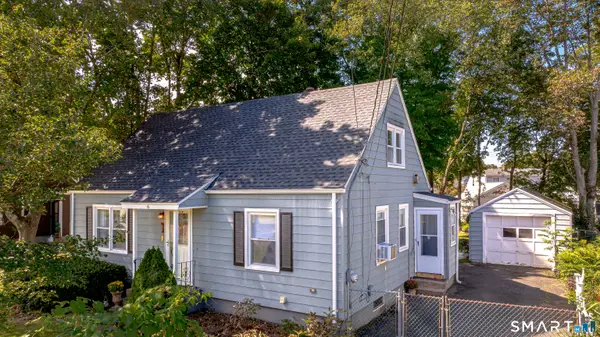 6 Nicholas Drive, East Haven, CT 06512