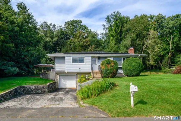 15 Henso Drive, Danbury, CT 06811