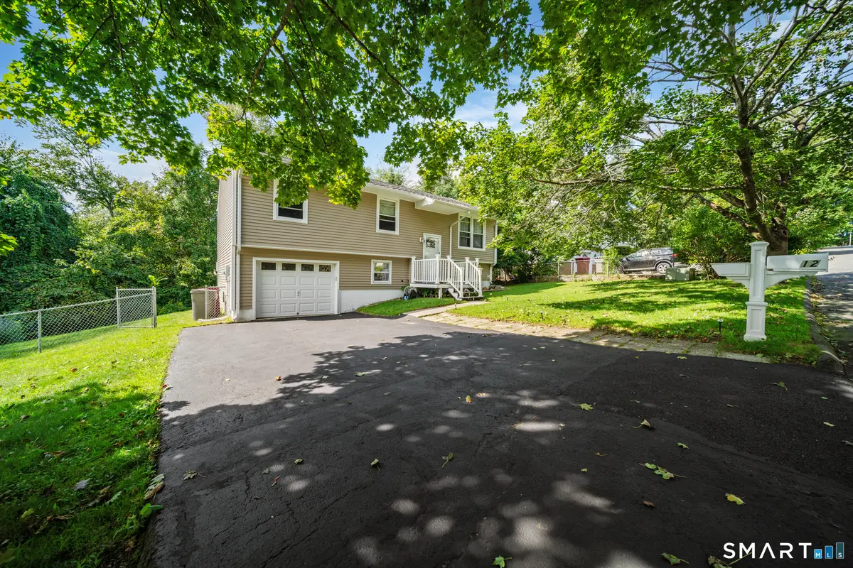 12 Tudor Lane, Naugatuck, CT 06770 - #1