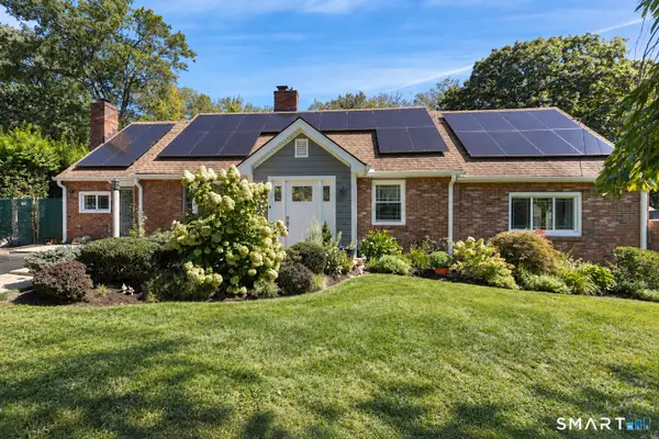 87 Clover Hill Drive, Stamford, CT 06902