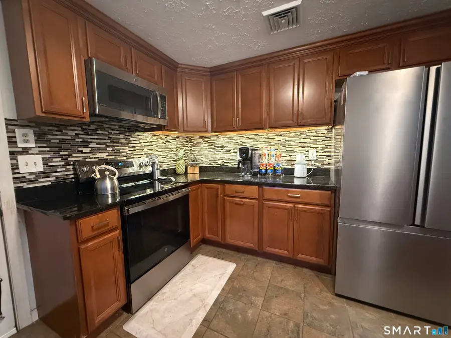 29 Maude Circle, Windsor, CT 06095 - #2