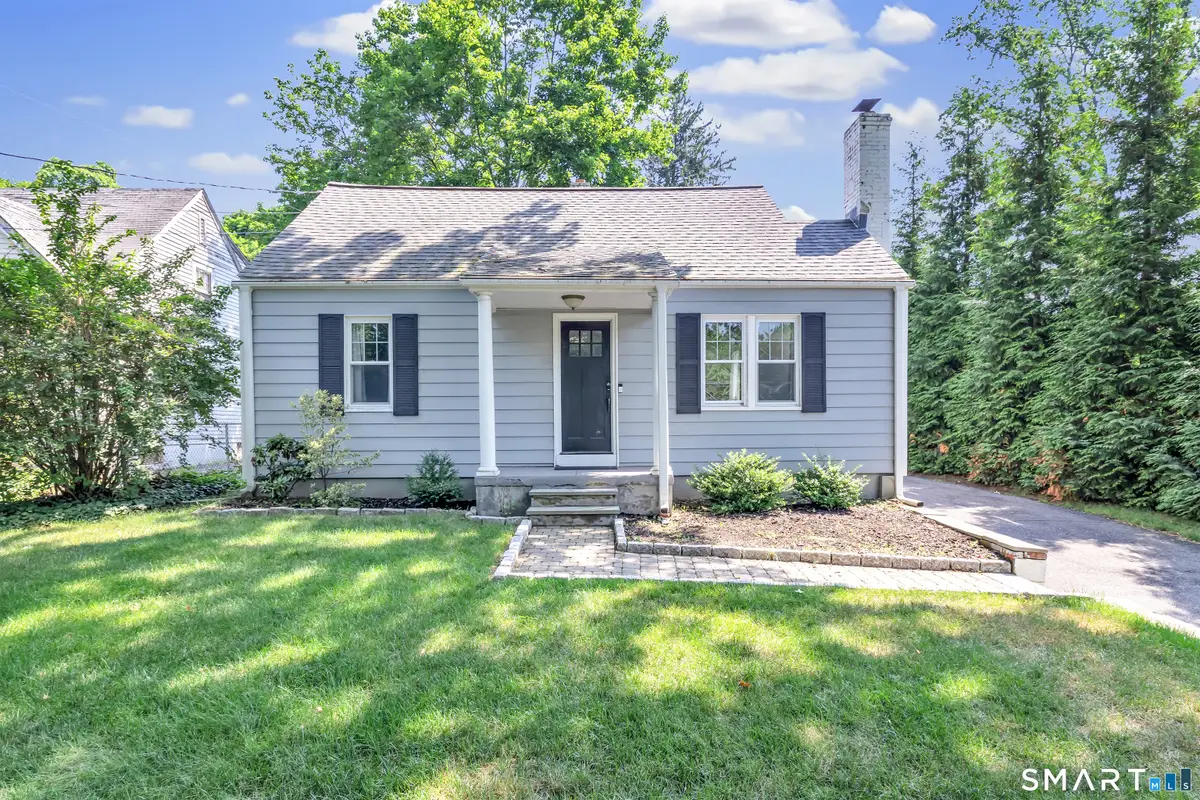 2082 Stratfield Road, Fairfield, CT 06825 - #1