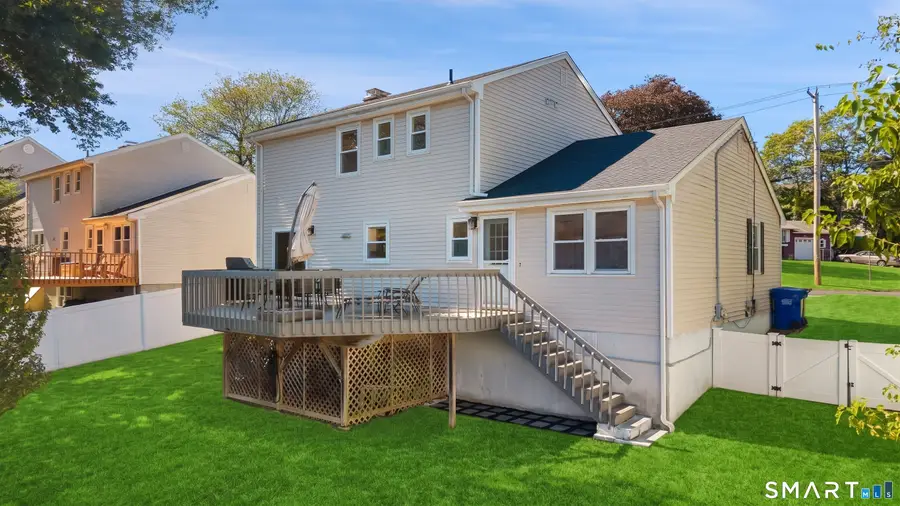 47 Old Stratfield Road, Fairfield, CT 06825 - #3