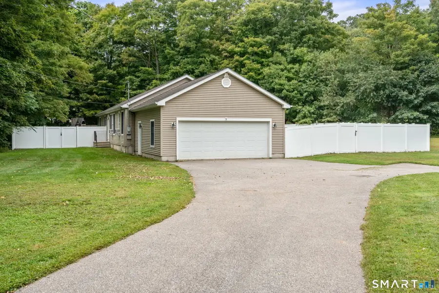 9 Sunnyside East Rd Extension, Norwich, CT 06360 - #2