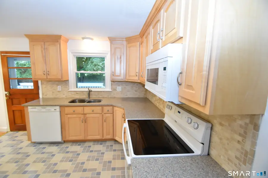 16 Echo Drive, Vernon, CT 06066 - #3