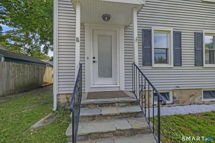 6 Henry Street, Bethel, CT 06801 - #2