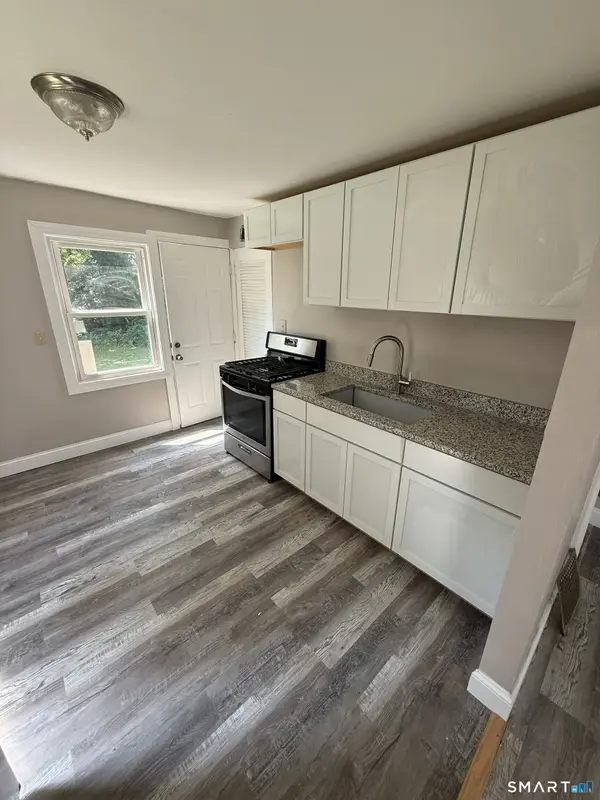414-416 Pearl Harbor Street, Bridgeport, CT 06610