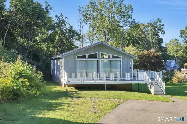 34 Middlesex Ave Extension, Portland, CT 06480
