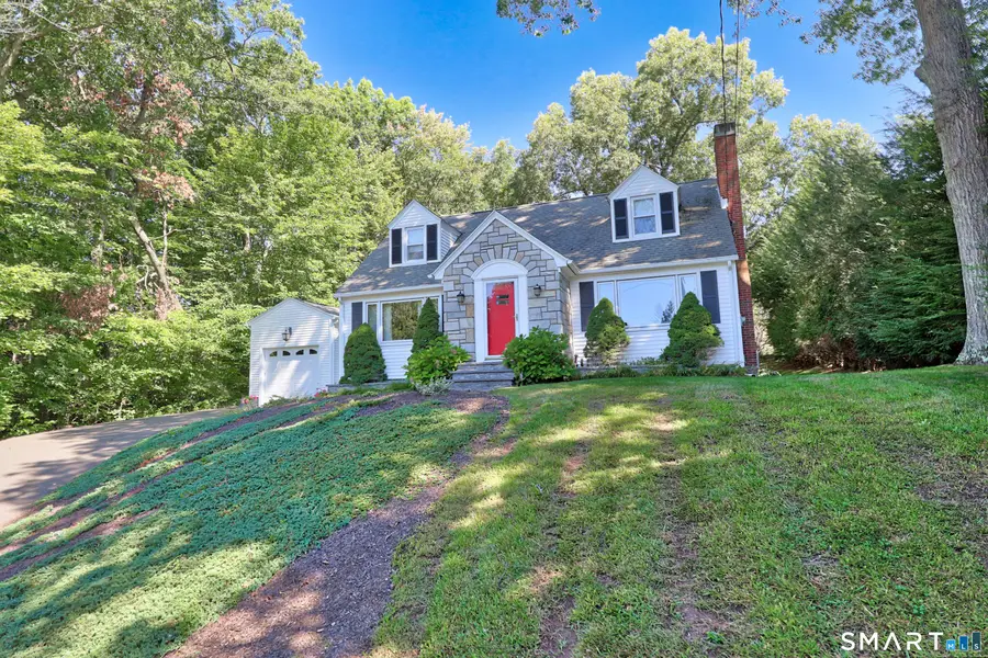 24 Bracewood Road, Waterbury, CT 06706 - #2