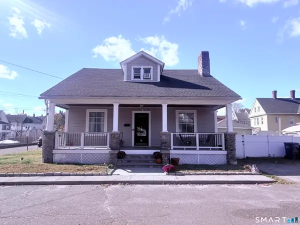 16 Holbrook Court, Ansonia, CT 06401