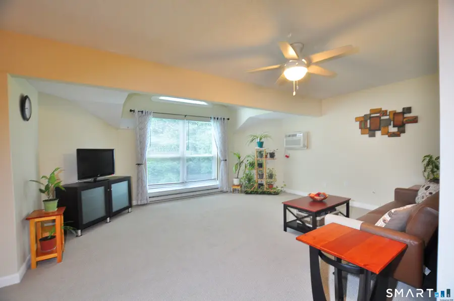 90 Wellington Drive #90, Farmington, CT 06032 - #3