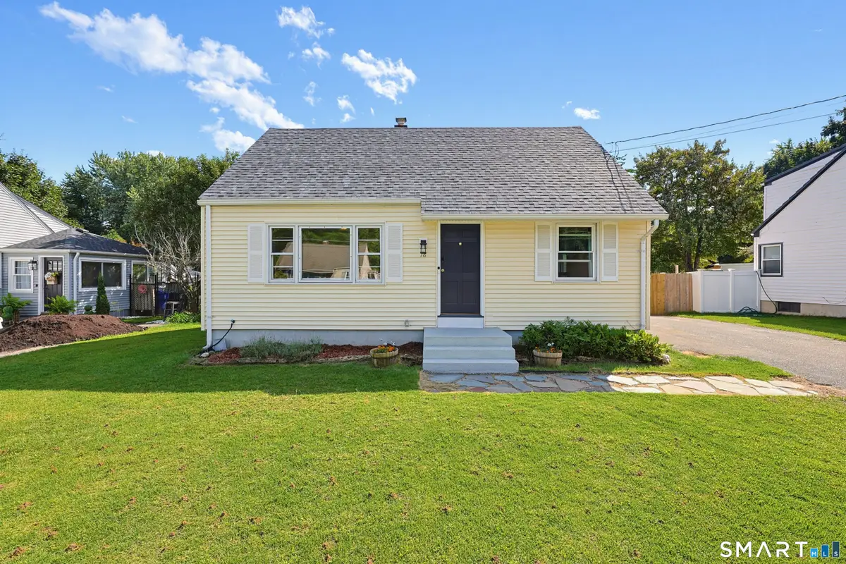 16 King Court, Enfield, CT 06082 - #1