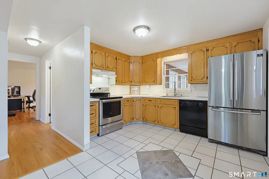 16 King Court, Enfield, CT 06082 - #3