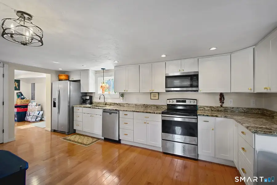 1 Library Road, Canterbury, CT 06331 - #3