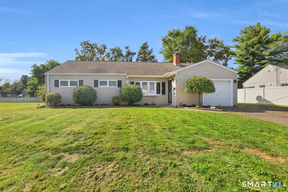 22 Elizabeth Drive, Manchester, CT 06042 - #1