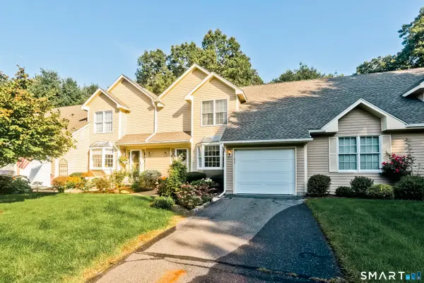 55 Dartmoor #55, Enfield, CT 06082