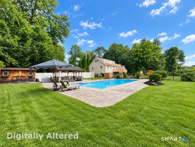 18 Milburn Drive, Bloomfield, CT 06002 - #2