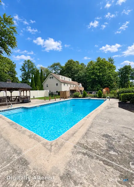 18 Milburn Drive, Bloomfield, CT 06002 - #3