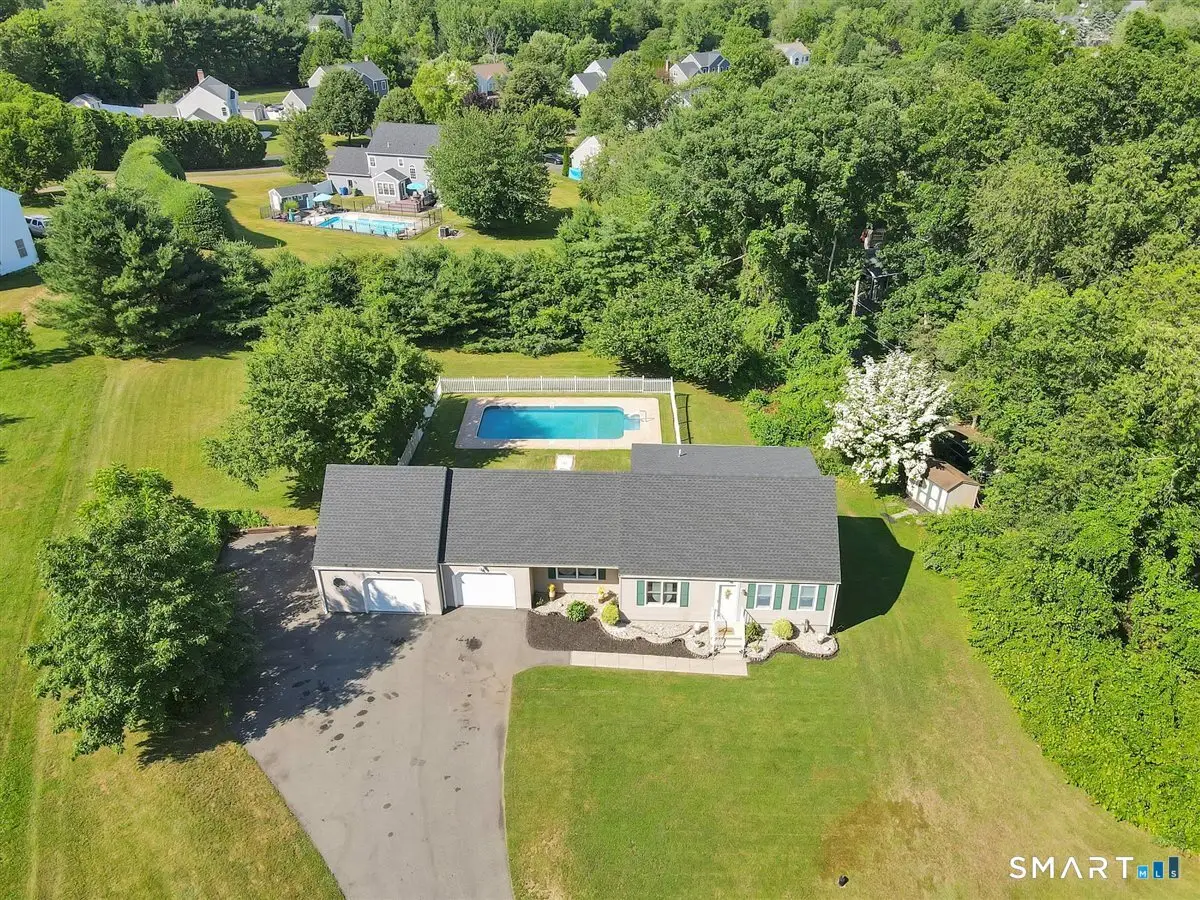 28 Mcnabola Lane, Wallingford, CT 06492 - #1