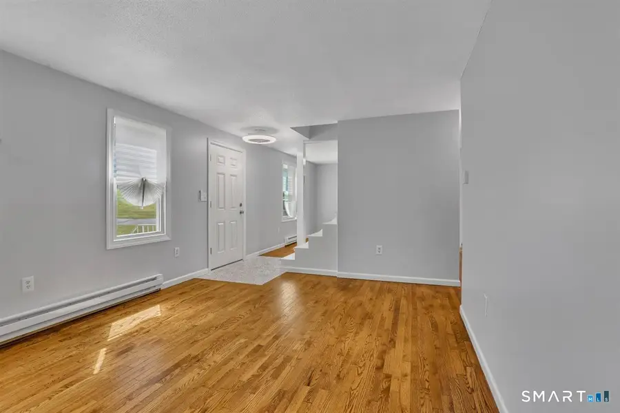 28 Mcnabola Lane, Wallingford, CT 06492 - #3