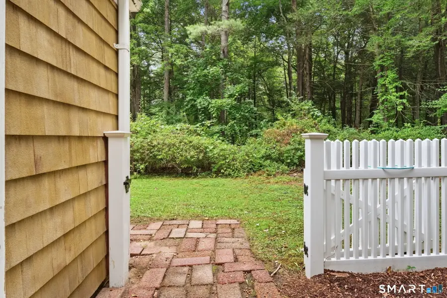 26 Sunset Hill Road, Simsbury, CT 06070 - #3