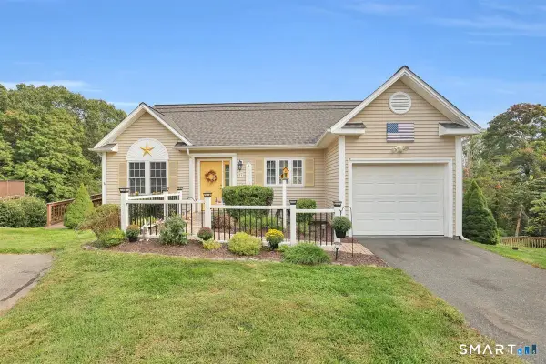17 Ginger Circle #17, Portland, CT 06480